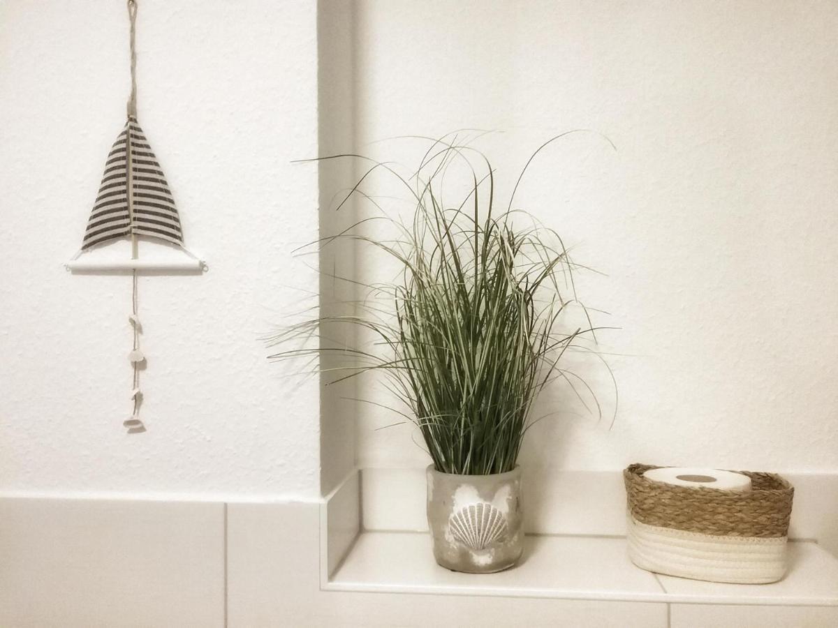 Ferienwohnung Wellenreiter ซาสนิทซ์ ภายนอก รูปภาพ